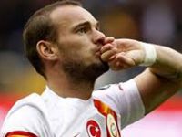 Wesley Sneijder Savları Bitmek Bilmiyor!