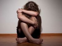 14 Yaşındaki Kıza 12 Kişi Tecavüz Etmiş!