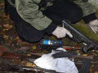 Çinçin'e uyuşturucu için giden polis mühimmat buldu!