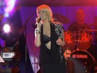 Gülben Ergen Açtı Ağzını Yumdu Gözünü!