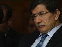 Davutoğlu'nun kitabına için korsan önlemi