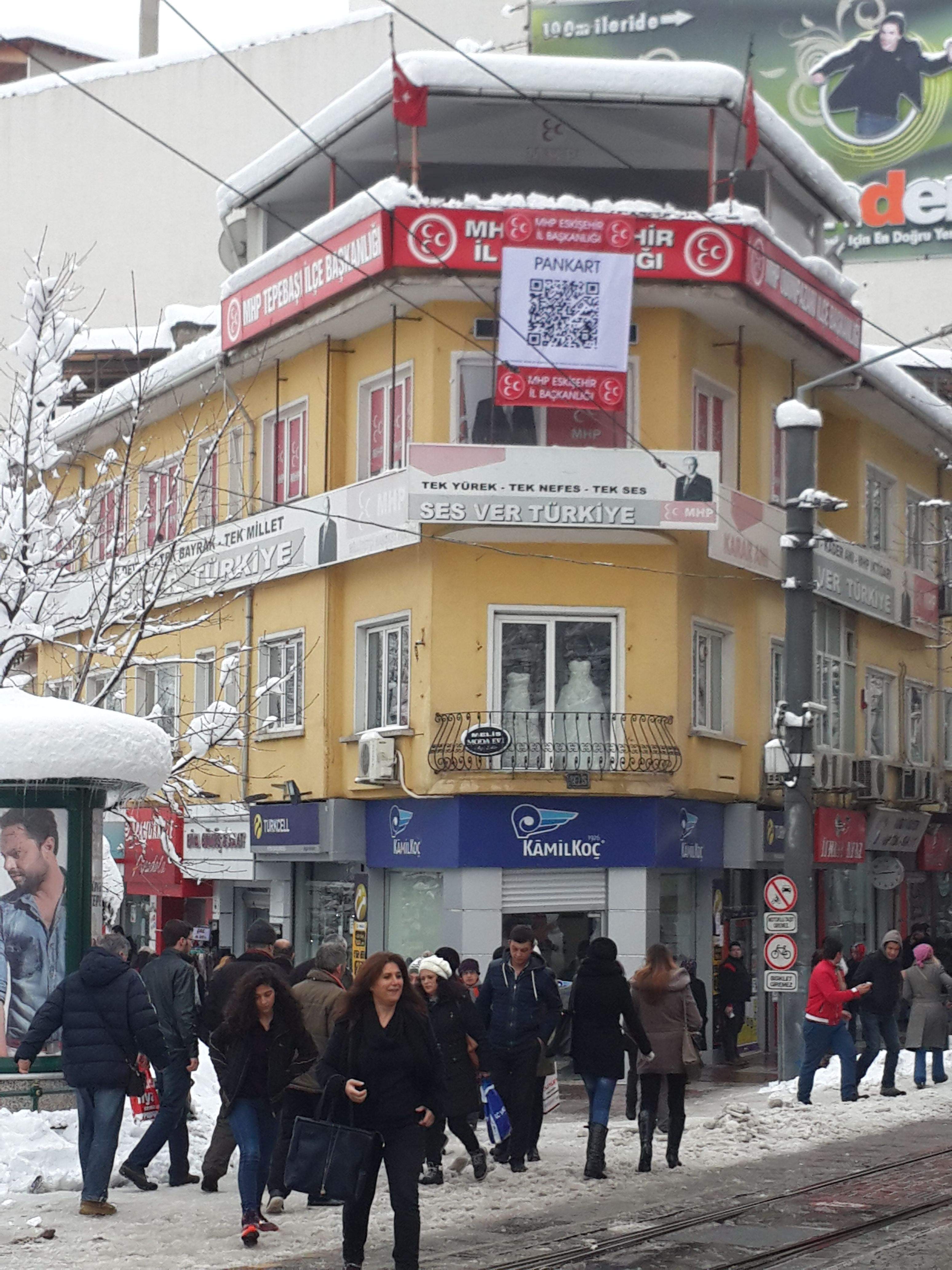 MHP binasına android uyumlu pankart!