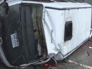 Karabük'te feci kazada 1 öğrenci öldü 18 yaralı