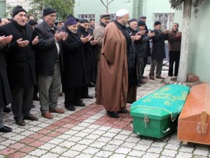 Ölüm bile Haydar Dede ve Münevver Nineyi Ayırmadı ..!!