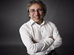 Can Dündar için zorla getirilme kararı!