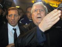Aziz Yıldırım'la taraftar arasında gerginlik!