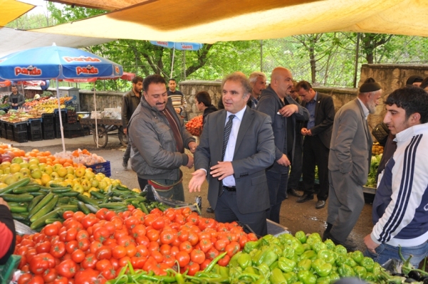 Hdp'nin Vekillerinden Esnafa Ziyaret