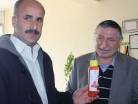 Kuzu Grup Siirt Halkına Gülsuyu Dağıttı
