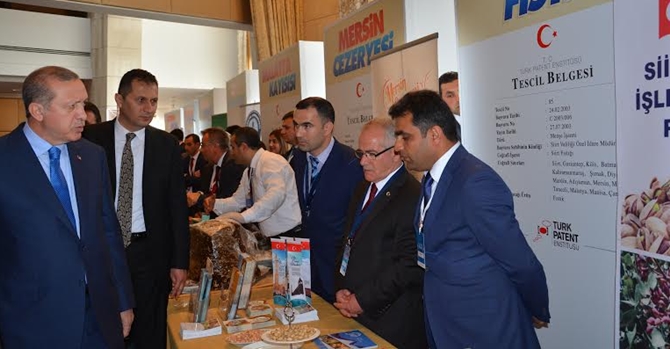 Siirt Fıstığı Standını, Cumhurbaşkanı Erdoğan Ziyaret Etti