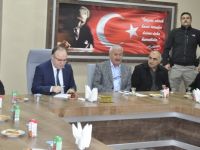 Vali Tutulmaz, kanaat önderleri ile bir araya geldi