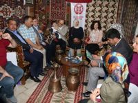 Vali Tutulmaz ve Belediye Başkan Vekili Taşkın, Stantları Gezdi