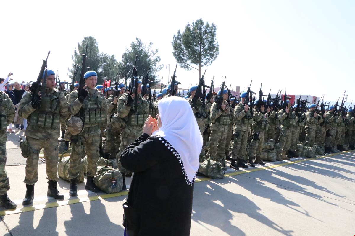 Siirt'te, Kahraman Komandolar Dualarla Afrin'e Uğurlandı
