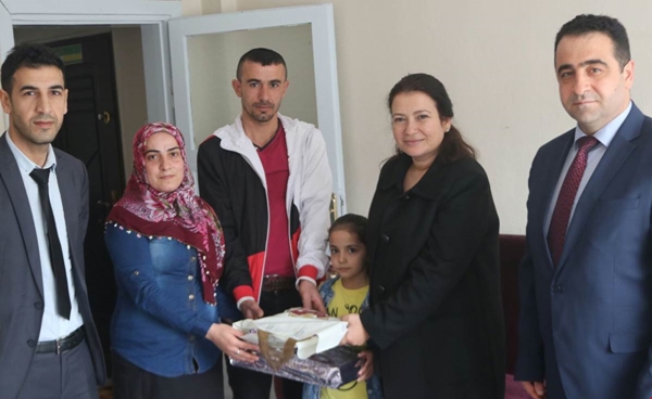 Gönül Elçileri, Şehit Ailesini Ziyaret Etti