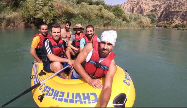 Botan Çayı gençlerin rafting adresi oldu