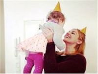 Lara Uzerli 1 yaşına girdi!
