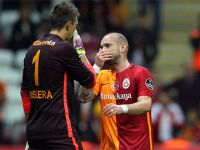 Hollandalı yıldız Wesley; 'Futbolcuyum, yönetici değilim dedi ve...'