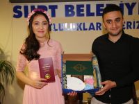 Yeni Evlenen Çiftlere Belediyeden Anlamlı Hediye