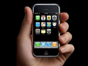 iPhone Nasıl Bir Cep Telefonu?