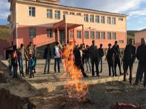 Kuyudan Su Yerine Ateş Çıkıyor!