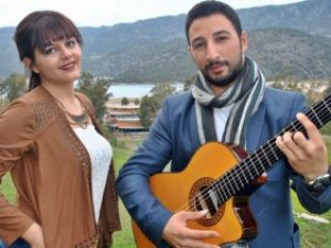 Genç Kız Türkiye'nin Yerli Shakira'sı Olmaya Aday