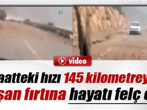 Saatteki Hızı 145 Kilometreye Ulaşan Fırtına Yolları Kapadı