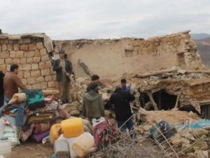 Siirt'te 2 katlı ev çöktü